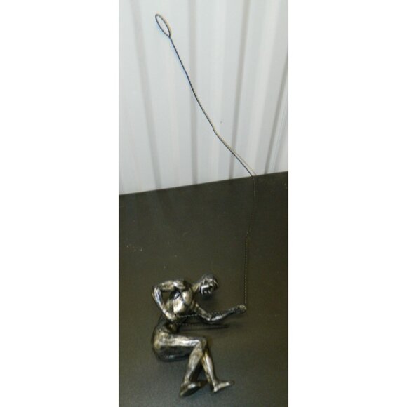 5 Creative Climbing Man Resin Wall Sculptures 3D Wall Art Decor Strong Man Brave - Picture 8 of 16